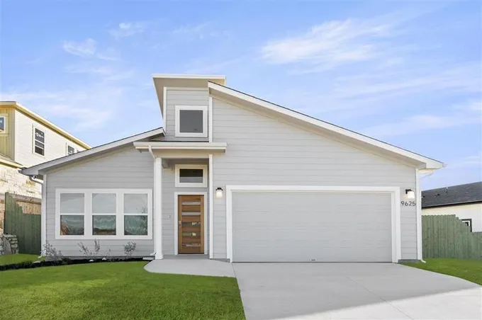 9625 Petrichor Blvd, Manor, TX 78653 for Sale