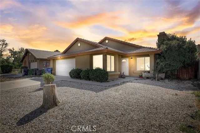 1622 Silvia, Lancaster CA 93535 for Sale