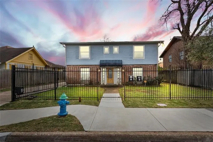 3346 Blodgett Street, Houston, TX 77004 for Rent