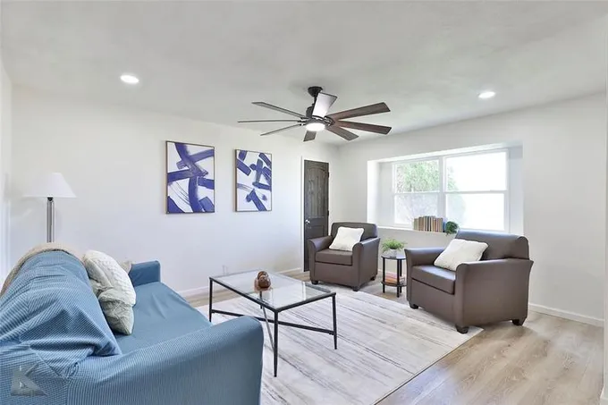 925 S Bowie Dr, Abilene, TX 79605 for Sale