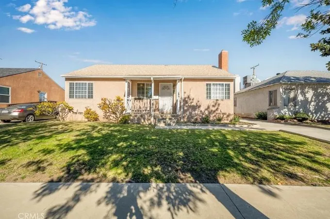 4431 E Galeano St, Long Beach, CA 90815 - MLS PW24005488 for Sale
