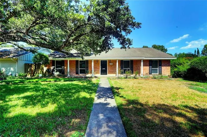 4702 Spellman Rd, Houston, TX 77035 for Rent