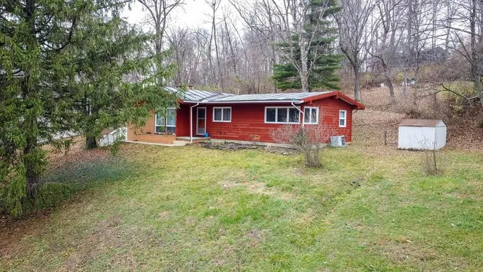 156 Sharon Rd, Chillicothe, OH 45601  MLS# 223033048 for Sale