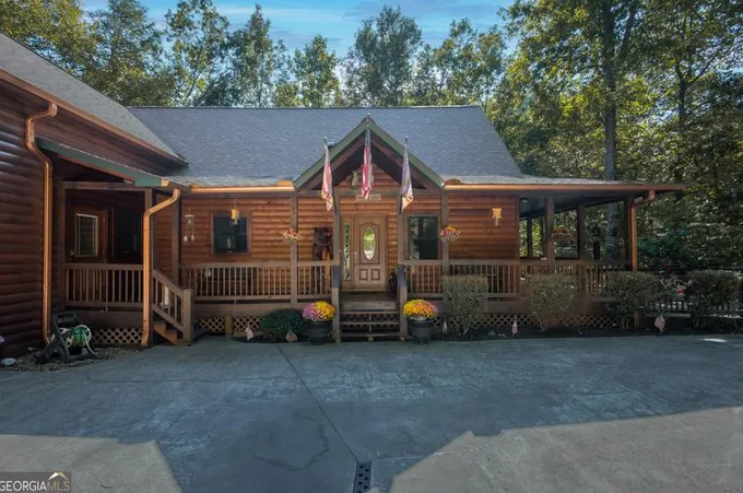 214 Down Under, Blue Ridge, GA 30513 - MLS 10228406 for Sale