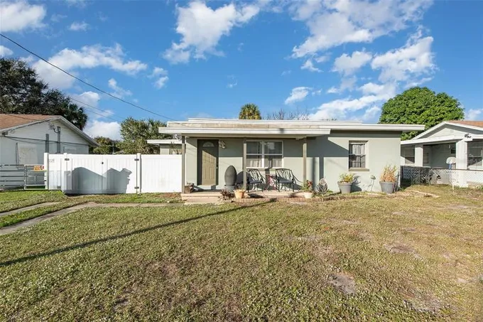 118 Cocoa Pl, COCOA, FL 32922  MLS# O6165642 for Sale