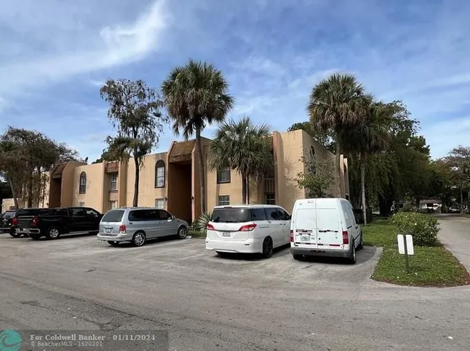 4220 NW 21st St #220, Lauderhill, FL 33313 - MLS F10416679 for Sale