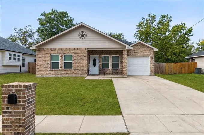 1906 King St, Greenville, TX 75401 for Sale