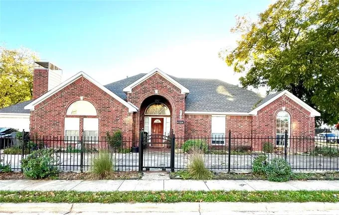 4720 San Jacinto St, Dallas, TX 75204 for Sale