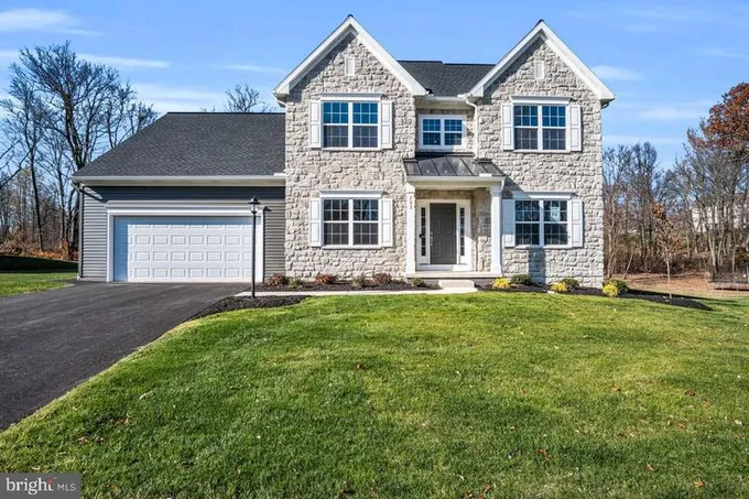 203 E Stewart Ct, Marysville, PA 17053  MLS# PAPY2003054 for Sale