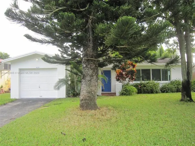 4308 W PARK RD, Hollywood, FL 33021 Single Family Residence For Sale  MLS# A11448665