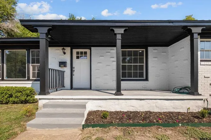 1734 E Barbara St, Tyler, TX 75701 for Sale