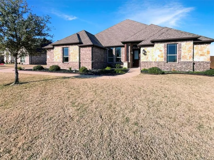 7051 Judy Dr, Ovilla, TX 75154 for Sale