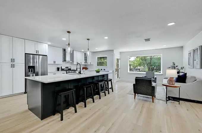 2101 Columbia Cove, Austin, TX 78723 - MLS 1108698 for Sale