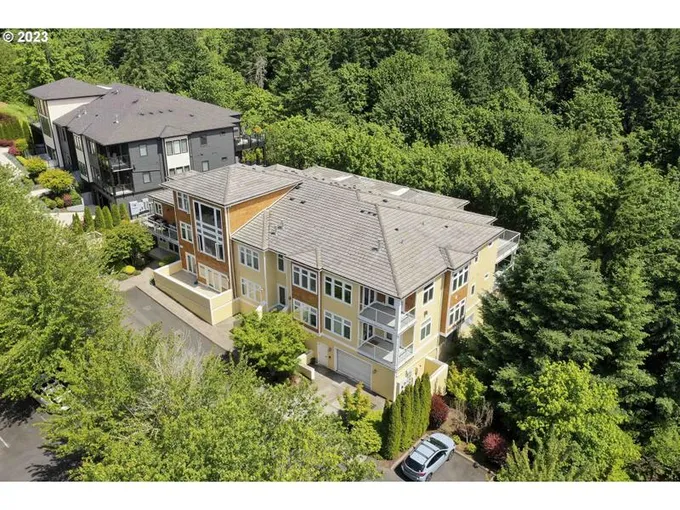 3010 NW MONTARA LOOP #1, Portland OR 97229 for Sale