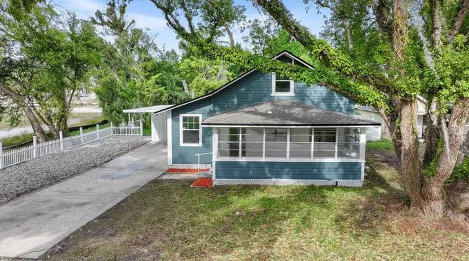 137 E Maine Ave, Longwood, FL 32750 - MLS U8224489 for Sale