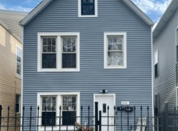 3721 W Palmer St - Chicago, IL 60647 - Home For Rent