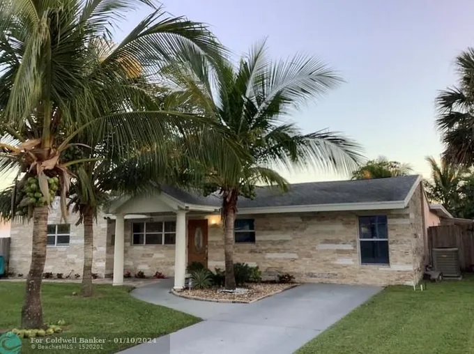 634 NE 7th Ave, Boynton Beach, FL 33435 - MLS F10417335 for Rent