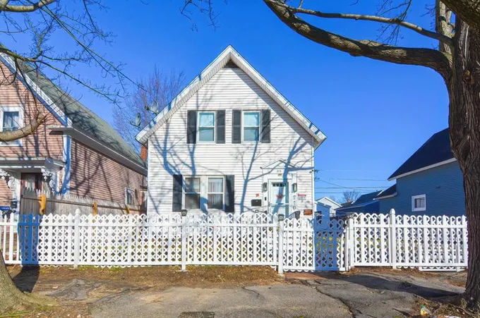 270 Central St, Manchester, NH 03103 - MLS 4982490 for Sale