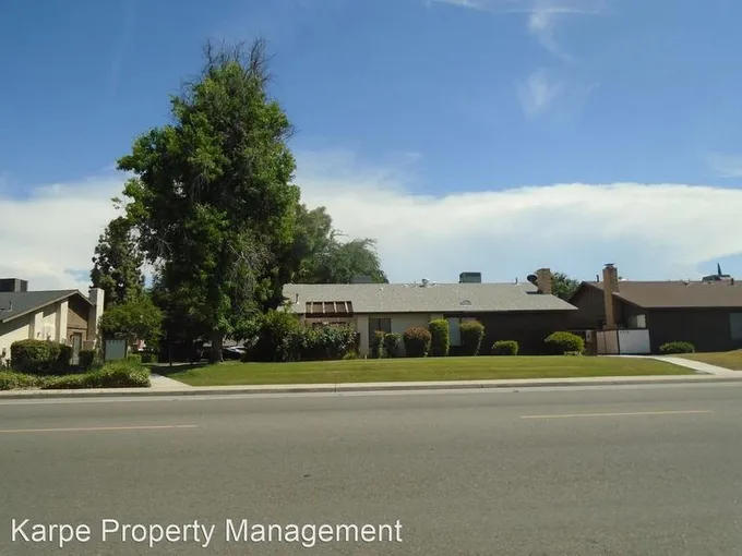 6812 N. Halfmoon Dr. A-D - Unit B  6812 N. Halfmoon Dr. A-D for Sale