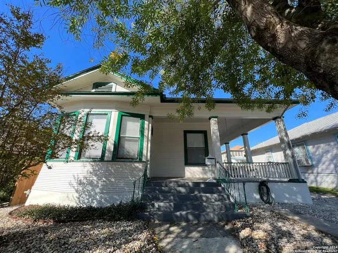 825 W RUSSELL PL #3, San Antonio, TX 78212-3667 for Rent