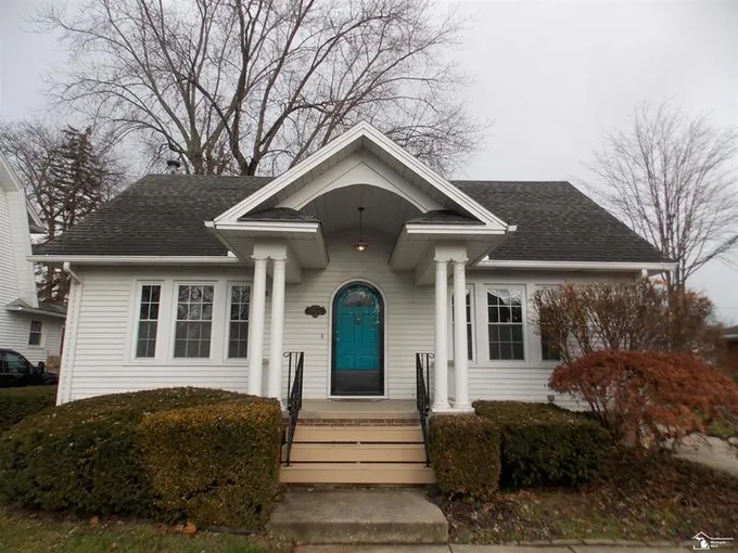 5822 Elmwood, Monroe Twp, MI 48161  MLS# 57050130430 for Sale