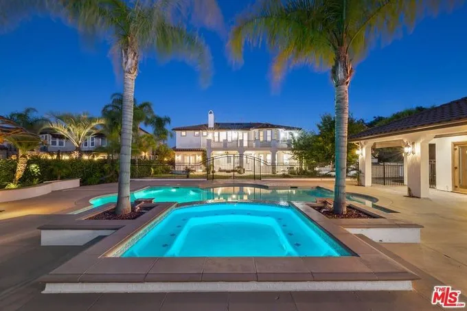Valencia, Los Angeles County, CA House for sale Property ID: 417571084