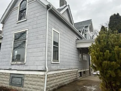 E Main St for Sale