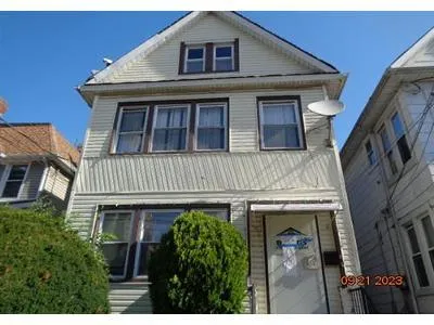 Post Ave for Sale