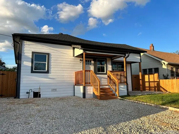 127 E WHITTIER ST, San Antonio, TX 78210-2848 for Rent