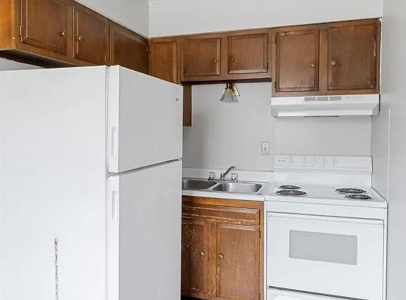 1204 W Bethel Ave - Muncie, IN 47303 - Home For Rent