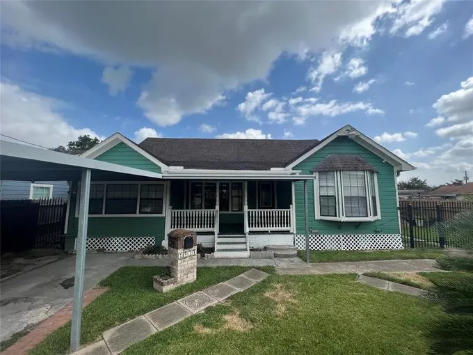 7931 Scanlock Street, Houston, TX 77012 for Sale
