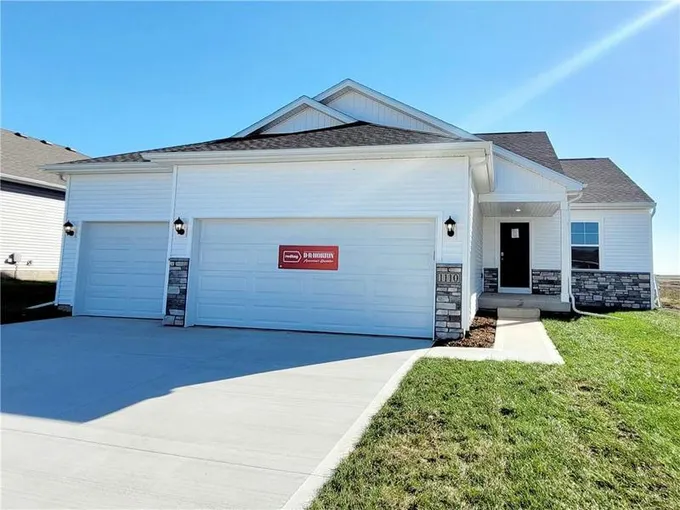 1110 BEL AIRE CT, Waukee, IA 50263 Single Family Residence For Sale  MLS# 674255