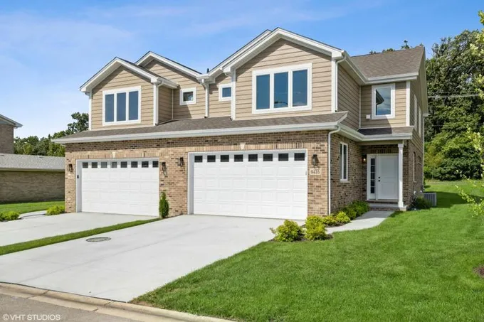 9437 CHURCHILL DR, Hickory Hills, IL 60457 Townhouse For Sale  MLS# 11686212