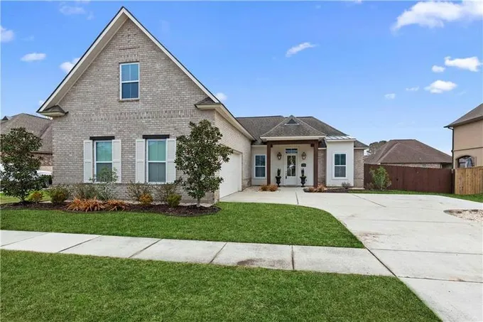 508 TUMBLE CREEK DR, Madisonville, LA 70447 Single Family Residence For Sale  MLS# 2423045