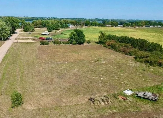 Lot 2 Caster's Road, Big Stone City, SD 57216  615524029 for Sale