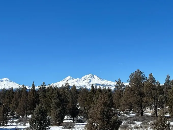 66966 Ten Peaks Court, Bend OR 97703 for Sale