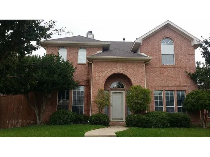 1717 Arbor Creek Dr, GARLAND, TX 75040 for Sale