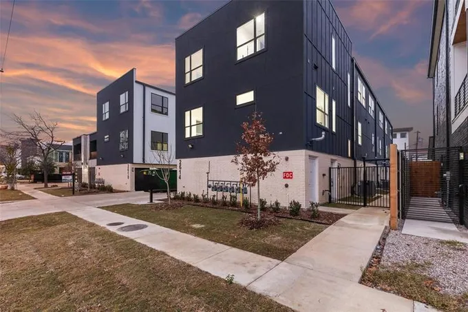 2614 N Carroll Ave #102, Dallas, TX 75204 for Sale