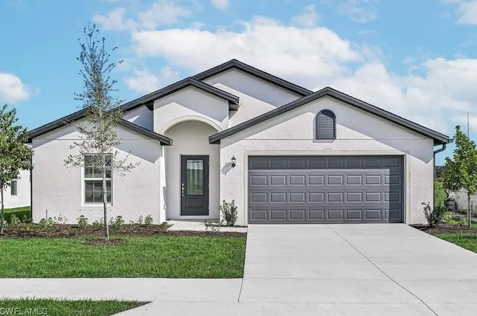 1111 NW 22nd St, Cape Coral, FL 33993 - MLS 223016790 for Sale