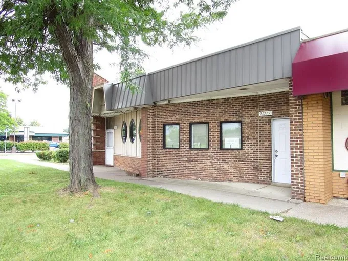21713 Ecorse Rd, Taylor, MI 48180 - MLS 20230083376 for Sale