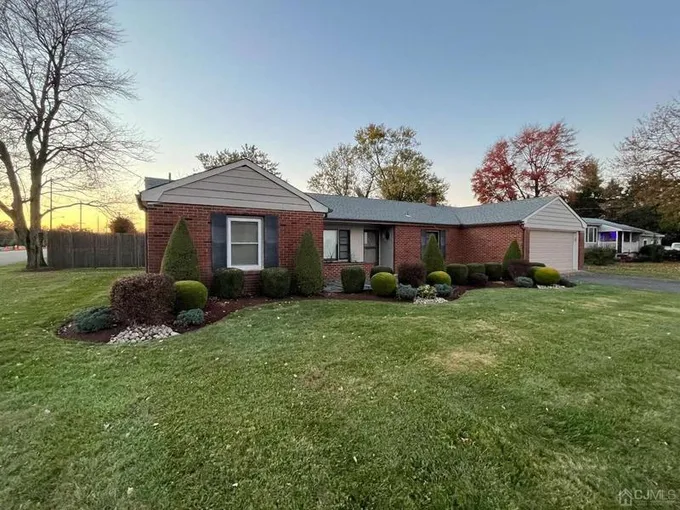 426 Elizabeth Avenue, Franklin, NJ 08873  607501377 for Sale