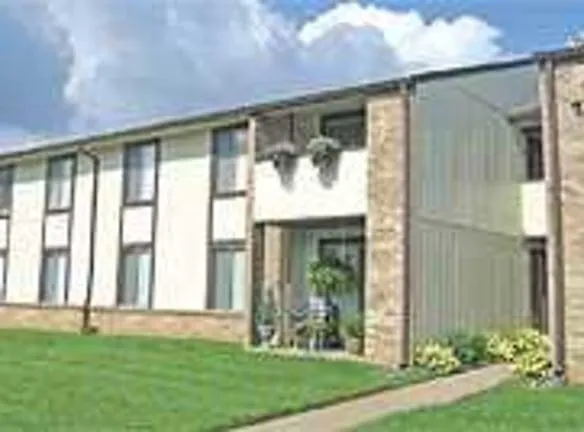 Forest Park Of Springfield - 502 Blackpatch Drive - Springfield, TN Apartments for Rent