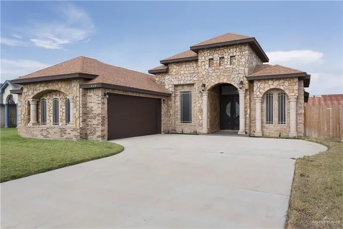 905 Villa Del Prado Street, Donna, TX 78537 for Sale