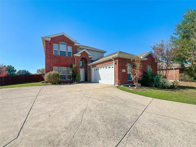 11805 Chaparral Dr, Frisco, TX 75035 for Sale
