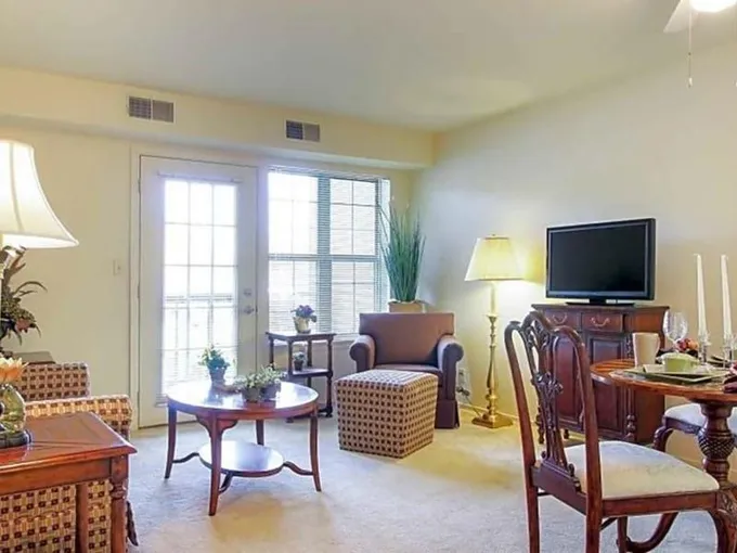 213  Rosehaven Manor for Sale