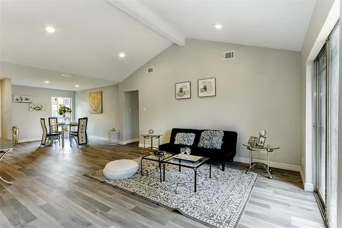 11506 Rockford Dr, Houston, TX 77048 for Sale