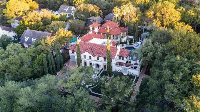 1604 North Blvd, Houston, TX 77006 for Sale