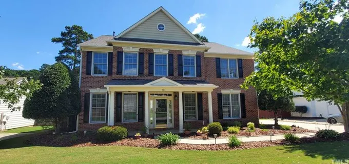 200 Shillings Chase Dr, Cary, NC 27518 - MLS 2538119 for Rent