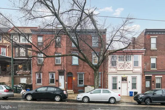627 South 42nd Street, Unit 2, Philadelphia, PA 19104 for Rent