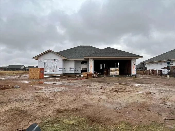 1696 Bloomington Court, Newcastle, OK 73065  614401138 for Sale